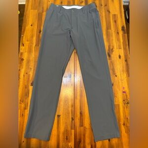 Pair of men’s Under Armour golf / hiking pants size 36x34